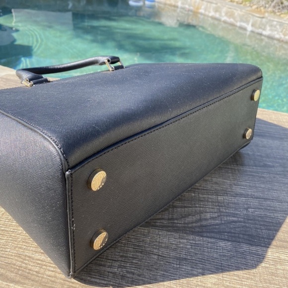 ~MICHAEL KORS Black Kellen Medium Saffiano Leather Satchel w/Gold MK Charm~ - Picture 7 of 11